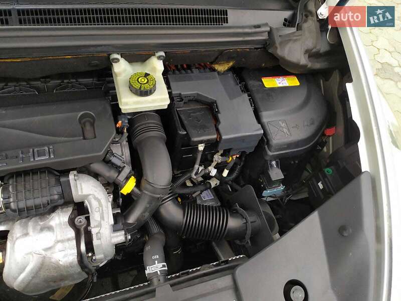 Хэтчбек Citroen DS5 2013 в Дубно