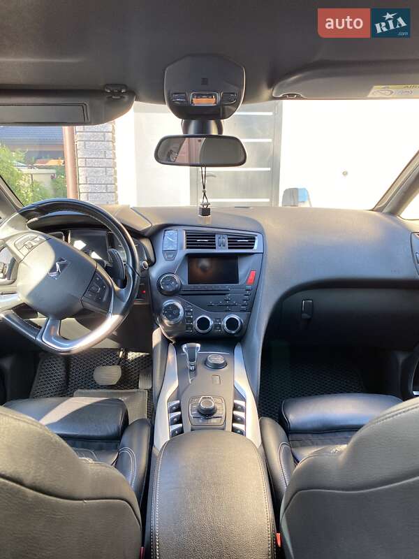 Хетчбек Citroen DS5 2014 в Києві