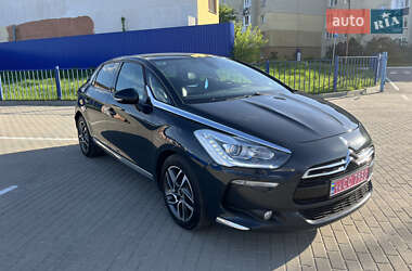 Хэтчбек Citroen DS5 2012 в 