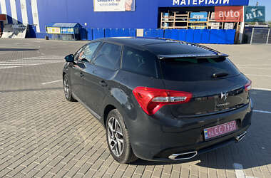 Хэтчбек Citroen DS5 2012 в 