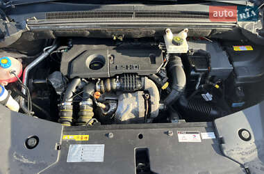 Хэтчбек Citroen DS5 2012 в 