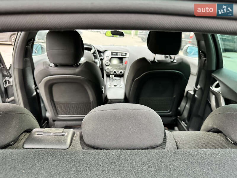 Хэтчбек Citroen DS5 2013 в Киеве