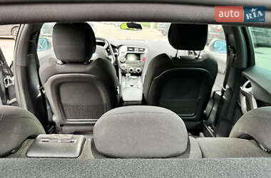 Хэтчбек Citroen DS5 2013 в 