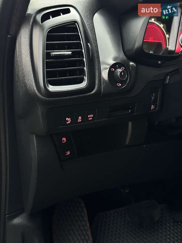 Хэтчбек Citroen DS5 2013 в Киеве