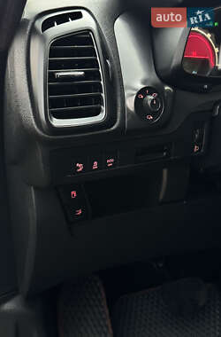 Хэтчбек Citroen DS5 2013 в 