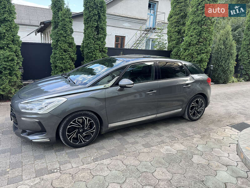 Хэтчбек Citroen DS5 2012 в Тернополе