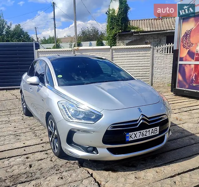 Citroen DS5