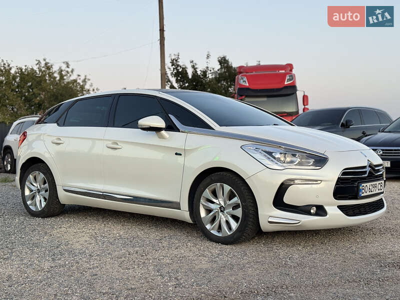 Хэтчбек Citroen DS5 2014 в Тернополе