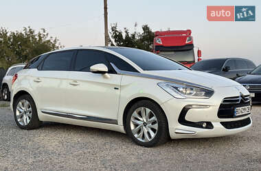 Хэтчбек Citroen DS5 2014 в 