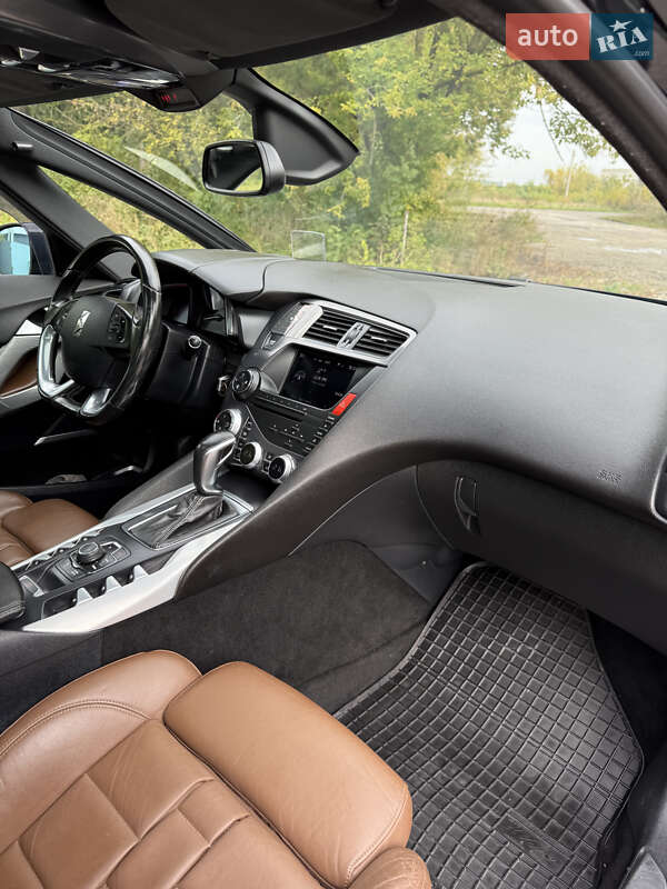 Хэтчбек Citroen DS5 2012 в Тернополе