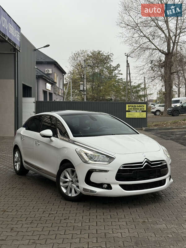 Хэтчбек Citroen DS5 2012 в Киеве фото 5 Хэтчбек Citroen DS5 2012 в Киеве