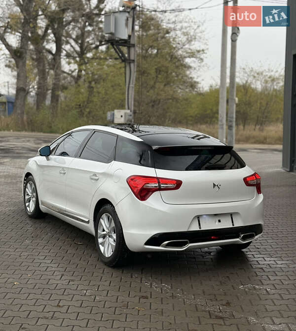 Хэтчбек Citroen DS5 2012 в Киеве фото 11 Хэтчбек Citroen DS5 2012 в Киеве