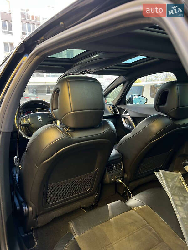 Хэтчбек Citroen DS5 2012 в Черновцах фото 9 Хэтчбек Citroen DS5 2012 в Черновцах