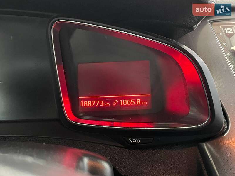 Хэтчбек Citroen DS5 2012 в Киеве