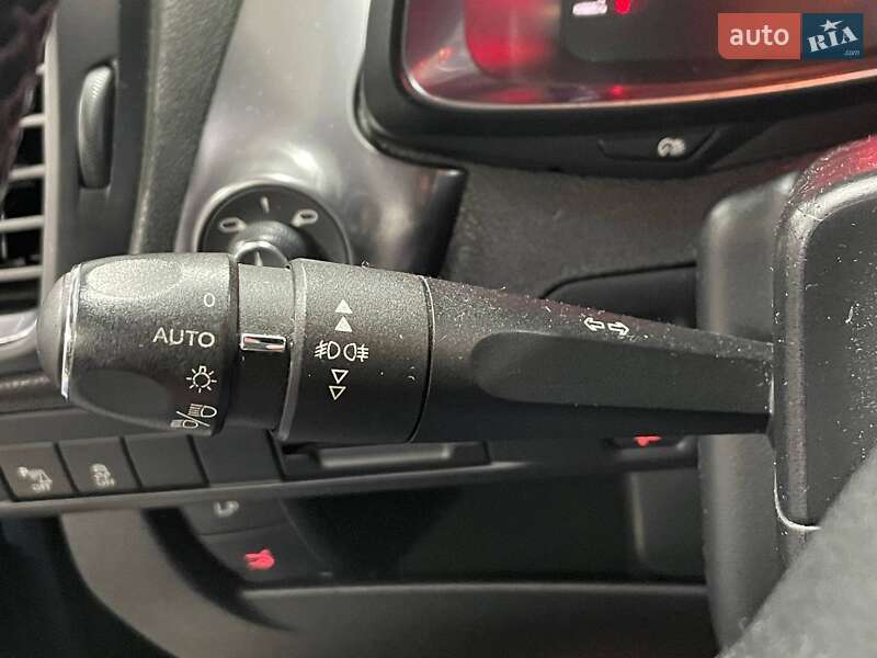 Хэтчбек Citroen DS5 2012 в Киеве