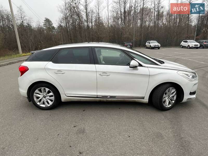 Хетчбек Citroen DS5 2013 в Ірпені