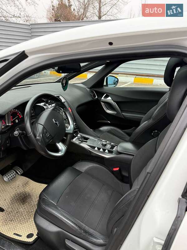 Хетчбек Citroen DS5 2013 в Ірпені