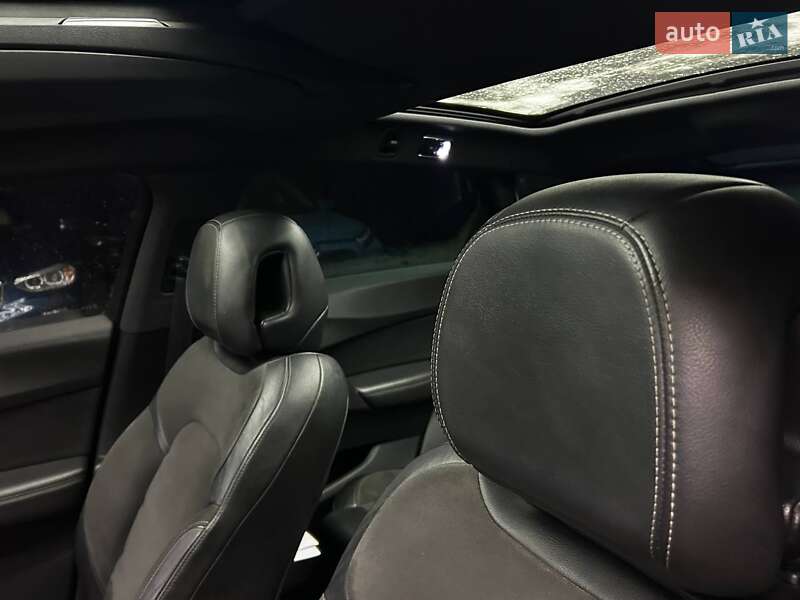 Хэтчбек Citroen DS5 2014 в Черновцах