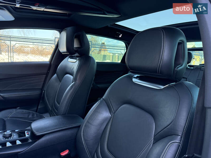 Хэтчбек Citroen DS5 2011 в Самборе