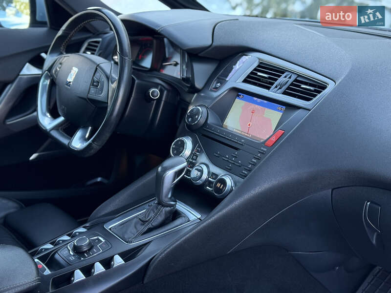 Хэтчбек Citroen DS5 2011 в Самборе