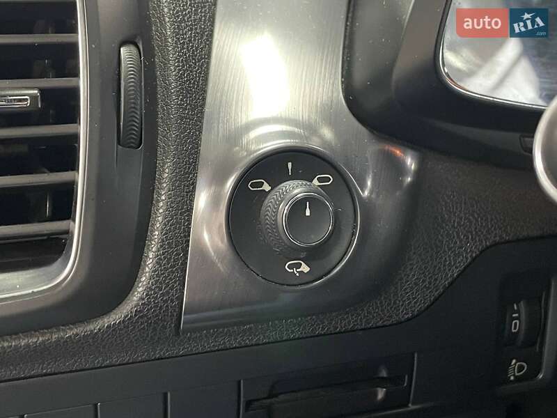 Хэтчбек Citroen DS5 2012 в Киеве фото 17 Хэтчбек Citroen DS5 2012 в Киеве