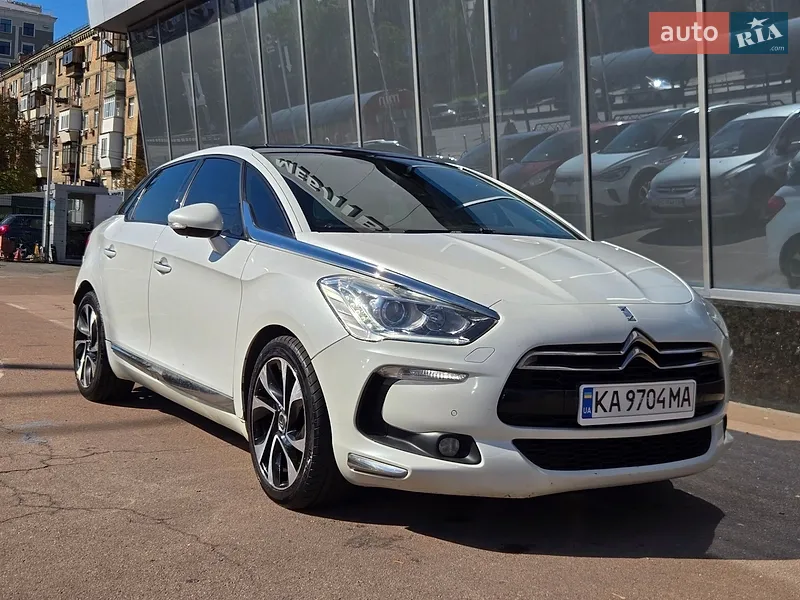 Citroen DS5