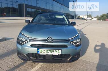 Хэтчбек Citroen e-C4 2022 в Стрые