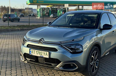 Хэтчбек Citroen e-C4 2022 в 