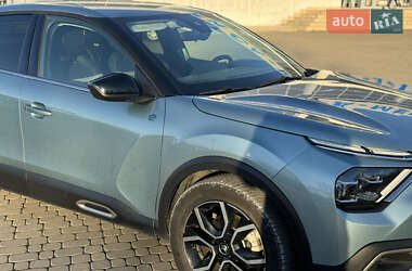 Хэтчбек Citroen e-C4 2022 в 