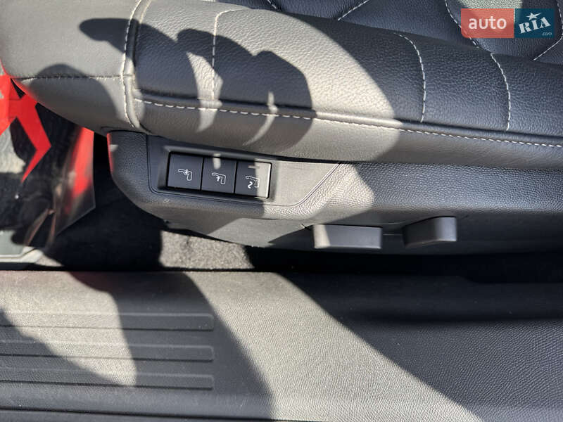 Хетчбек Citroen e-C4 2021 в Тернополі
