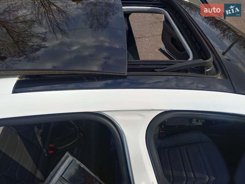 Хетчбек Citroen e-C4 2021 в Ромнах