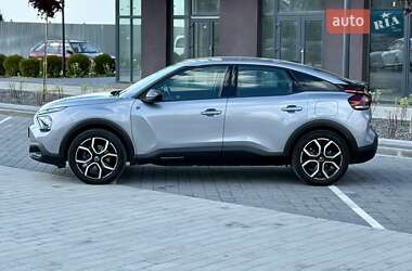 Хэтчбек Citroen e-C4 2022 в 
