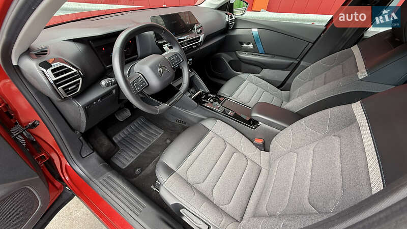 Хэтчбек Citroen e-C4 2023 в Киеве фото 22 Хэтчбек Citroen e-C4 2023 в Киеве