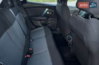 Хетчбек Citroen e-C4 2021 в 