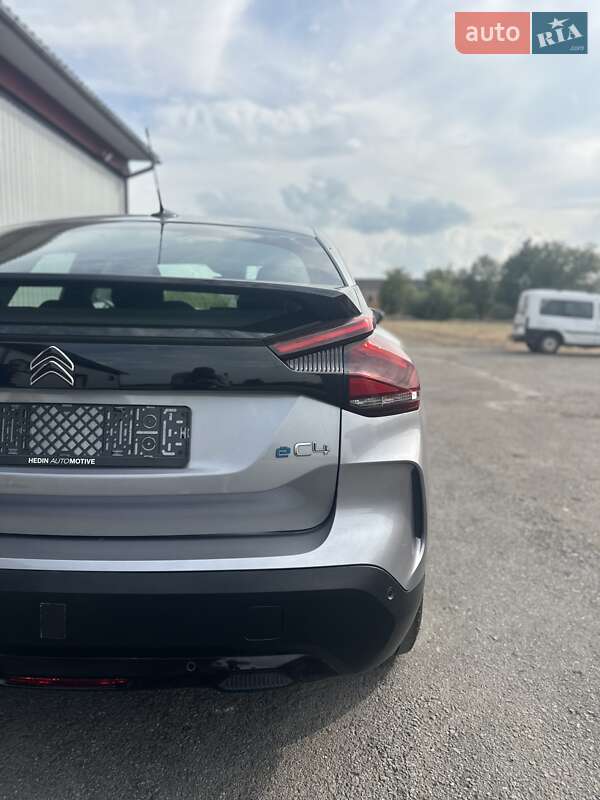 Хэтчбек Citroen e-C4 2022 в Ровно