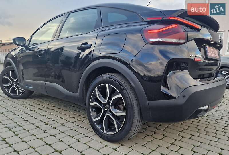 Хэтчбек Citroen e-C4 2022 в Львове