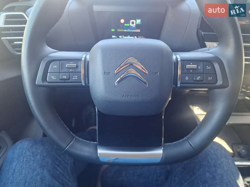 Хэтчбек Citroen e-C4 2022 в Львове