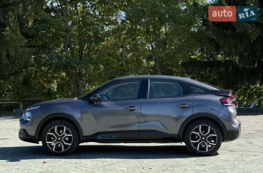Хэтчбек Citroen e-C4 2023 в 