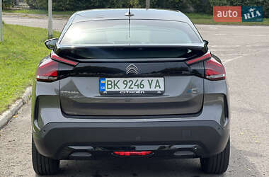 Хэтчбек Citroen e-C4 2022 в 