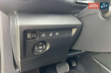 Хэтчбек Citroen e-C4 2022 в 