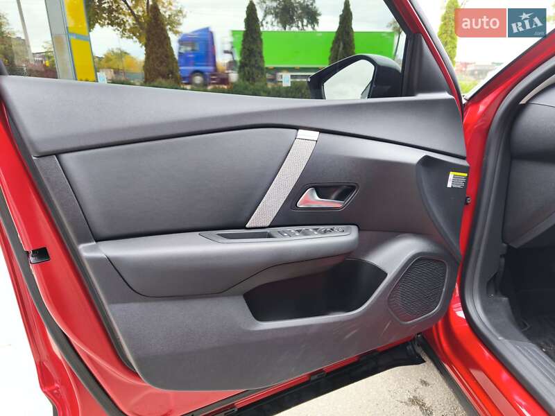 Хэтчбек Citroen e-C4 2023 в Кропивницком фото 11 Хэтчбек Citroen e-C4 2023 в Кропивницком