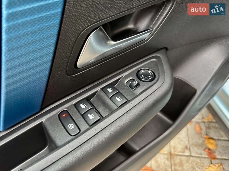 Хетчбек Citroen e-C4 2020 в Дрогобичі фото 62 Хетчбек Citroen e-C4 2020 в Дрогобичі