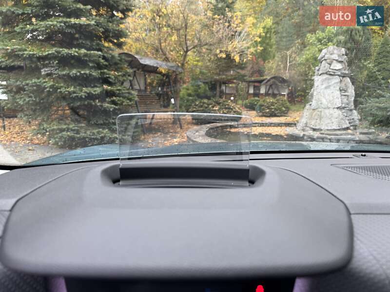 Хетчбек Citroen e-C4 2020 в Дрогобичі фото 71 Хетчбек Citroen e-C4 2020 в Дрогобичі