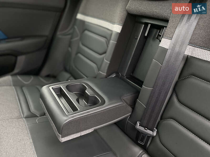 Хетчбек Citroen e-C4 2021 в Луцьку фото 39 Хетчбек Citroen e-C4 2021 в Луцьку