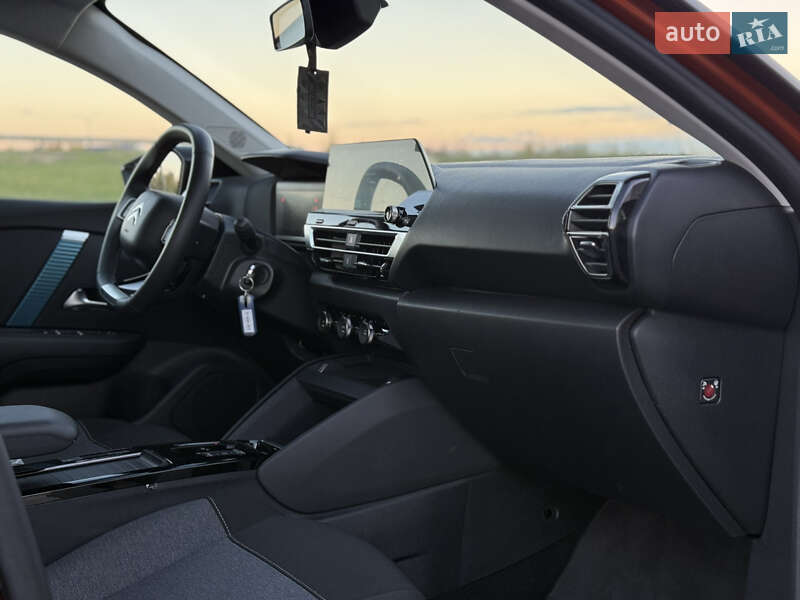 Хетчбек Citroen e-C4 2022 в Львові