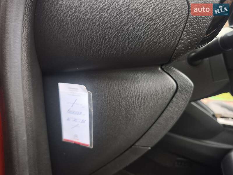 Хэтчбек Citroen e-C4 2021 в Дрогобыче