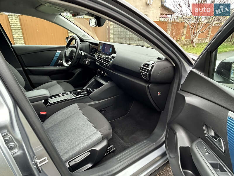 Хетчбек Citroen e-C4 2021 в Чорноморську фото 30 Хетчбек Citroen e-C4 2021 в Чорноморську