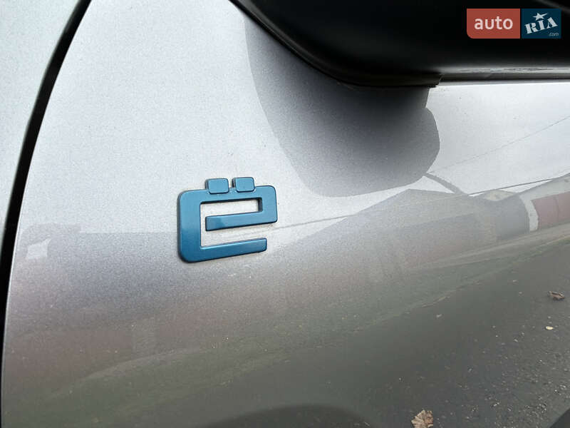 Хетчбек Citroen e-C4 2021 в Чорноморську фото 37 Хетчбек Citroen e-C4 2021 в Чорноморську
