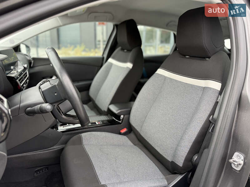 Хетчбек Citroen e-C4 2022 в Городку фото 5 Хетчбек Citroen e-C4 2022 в Городку