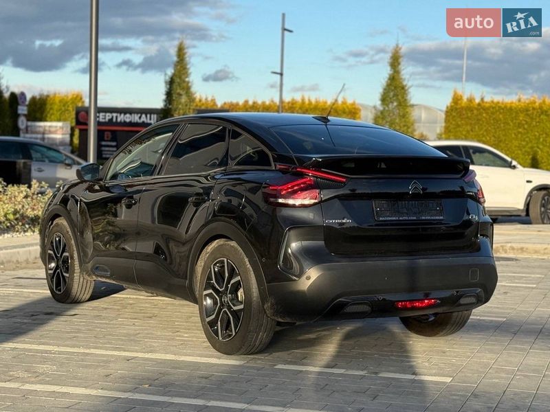 Хэтчбек Citroen e-C4 2021 в Городке